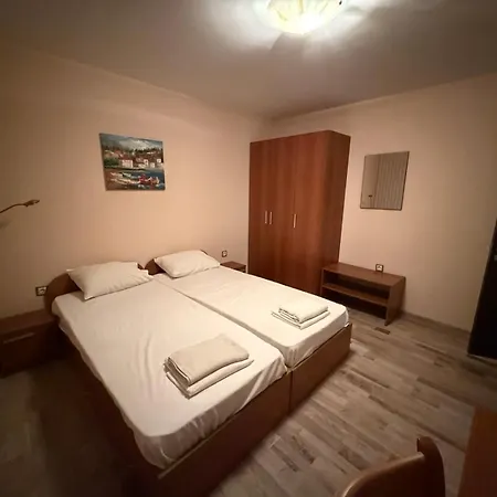 Casa Luba Sunny Affittacamere *