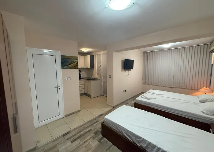 Къща за гости Casa Luba Sunny 3*