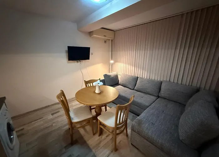 Къща за гости Casa Luba Sunny 3*